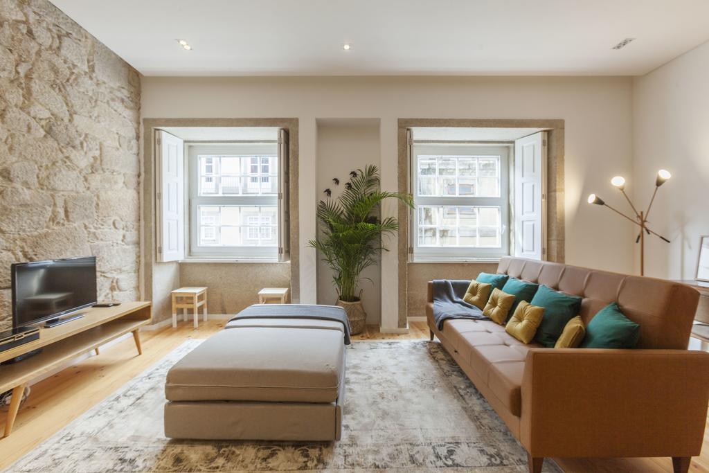 Old Stone Flats By Host Wise Apartment Порто Екстериор снимка