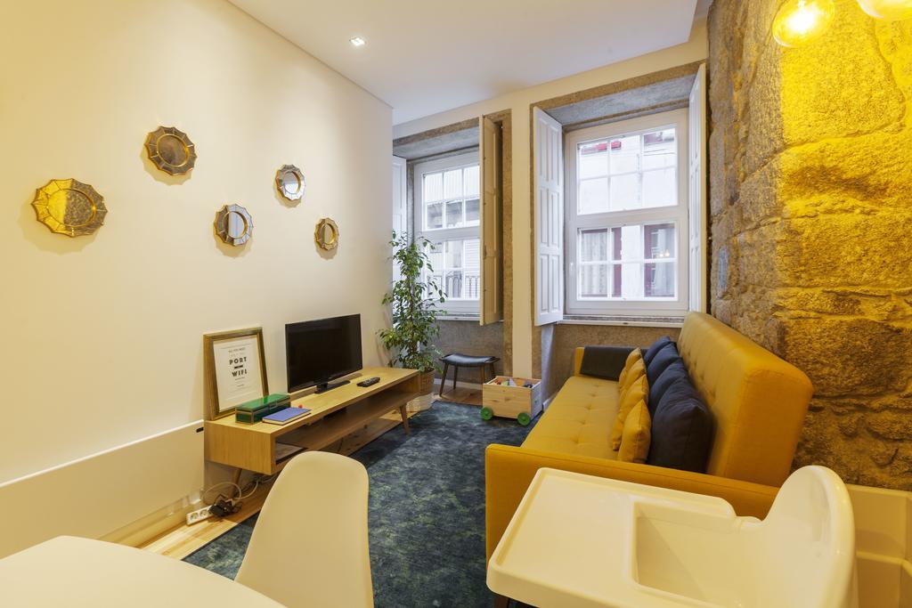 Old Stone Flats By Host Wise Apartment Порто Екстериор снимка
